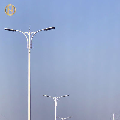 Monté au sol 3m 6m 8m 12m personnalisé galvanisé à chaud octagonal lampadaire extérieur pour éclairage de rue