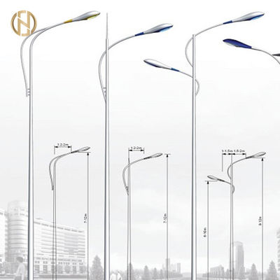Réverbère simple/double de bras Polonais 12M 10m 8M 6M Galvanized Light Pole