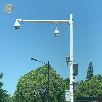 bras simple galvanisé par Polonais de caméra de télévision en circuit fermé du trafic de 10m Q235 pour la surveillance