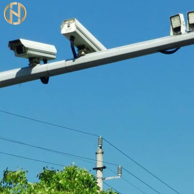 Q235B a galvanisé l'acier 5M Surveillance Camera Pole