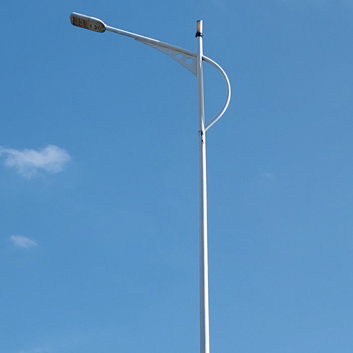 Pôle lumineux de rue conique / polygonale / ronde avec galvanisation à chaud