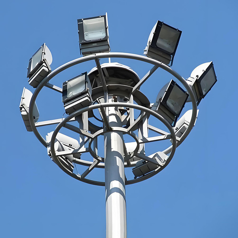 Mât de lumière élevé réglable de 15m à 50m pour stade, mât d'éclairage élevé galvanisé à succès