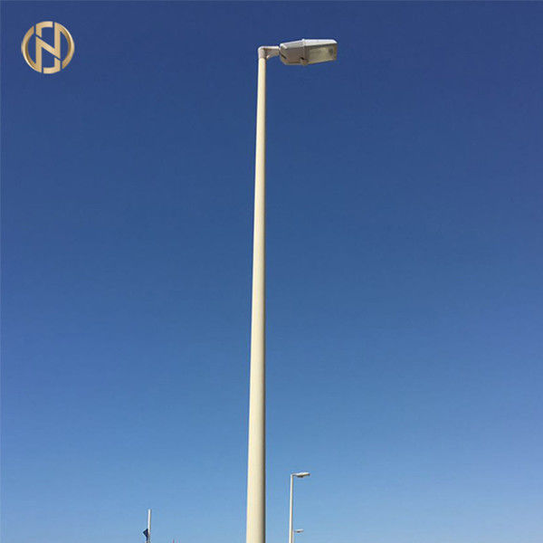 Courrier moderne fiable de lampe de la route 10m double/OIN simple 9001 de bras certifiée