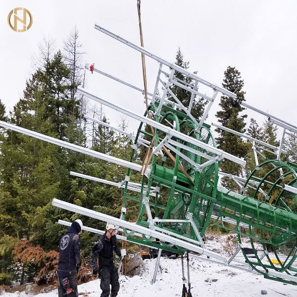 La tour galvanisée 25M de téléphone portable 35M connexion recouvrent/brides