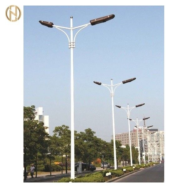 Personnalisé 3m 6m 8m 12m galvanisé à chaud octagonal lampe de rue poteau