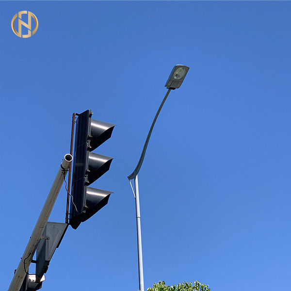 Pôle lumineux galvanisé extérieur électrique personnalisable avec peinture par pulvérisation