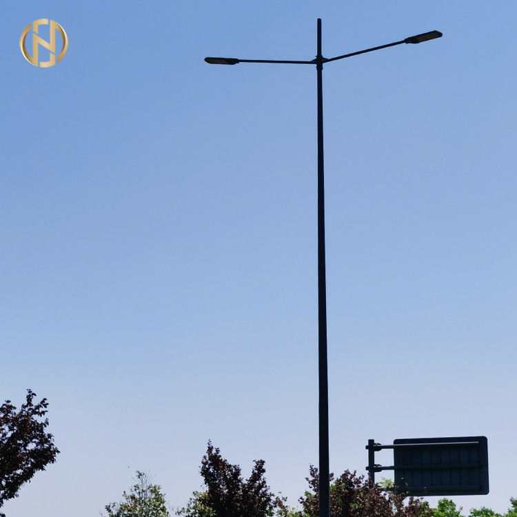 Conception personnalisable du pôle électrique de lumière de rue solaire extérieure avec revêtement galvanisé à chaud