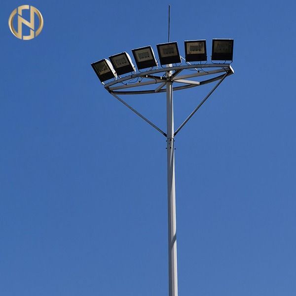 Mètres de la CE GR65 mât de 12 d'hauteur conique Polonais IP65 pour le projecteur