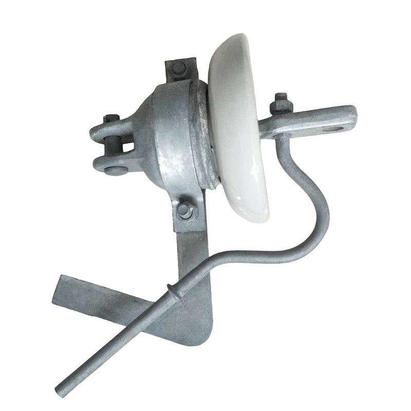 Isolateurs suspendus de porcelaine pour des lignes de transmission